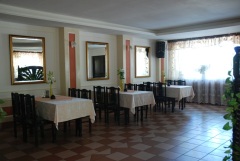 Hotelli Warszawa huoneet majoitus konferenssit ravintola vapaa-aika Puola